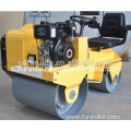 Small Driving Soil Compactor Vibratory Roller Adopts KIPOR Diesel Engine (FYL-850)